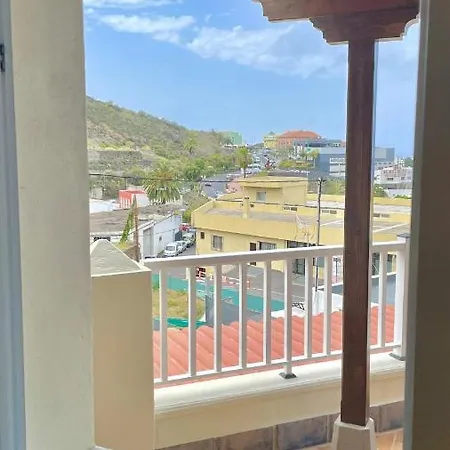 Las Chimeneas Apartment