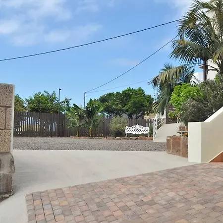 Las Chimeneas Apartment Icod De Los Vinos